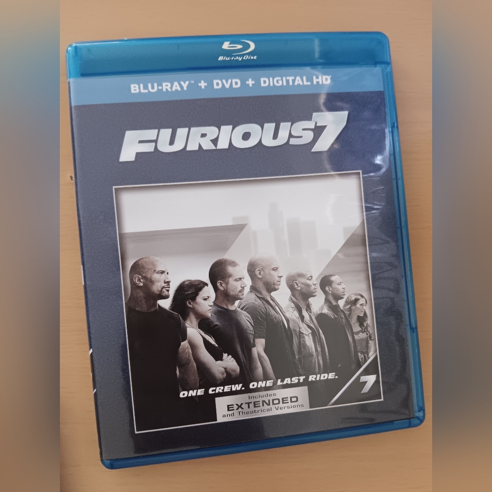 Furious 7 Blu-ray + DVD + Digital HD Combo Pack